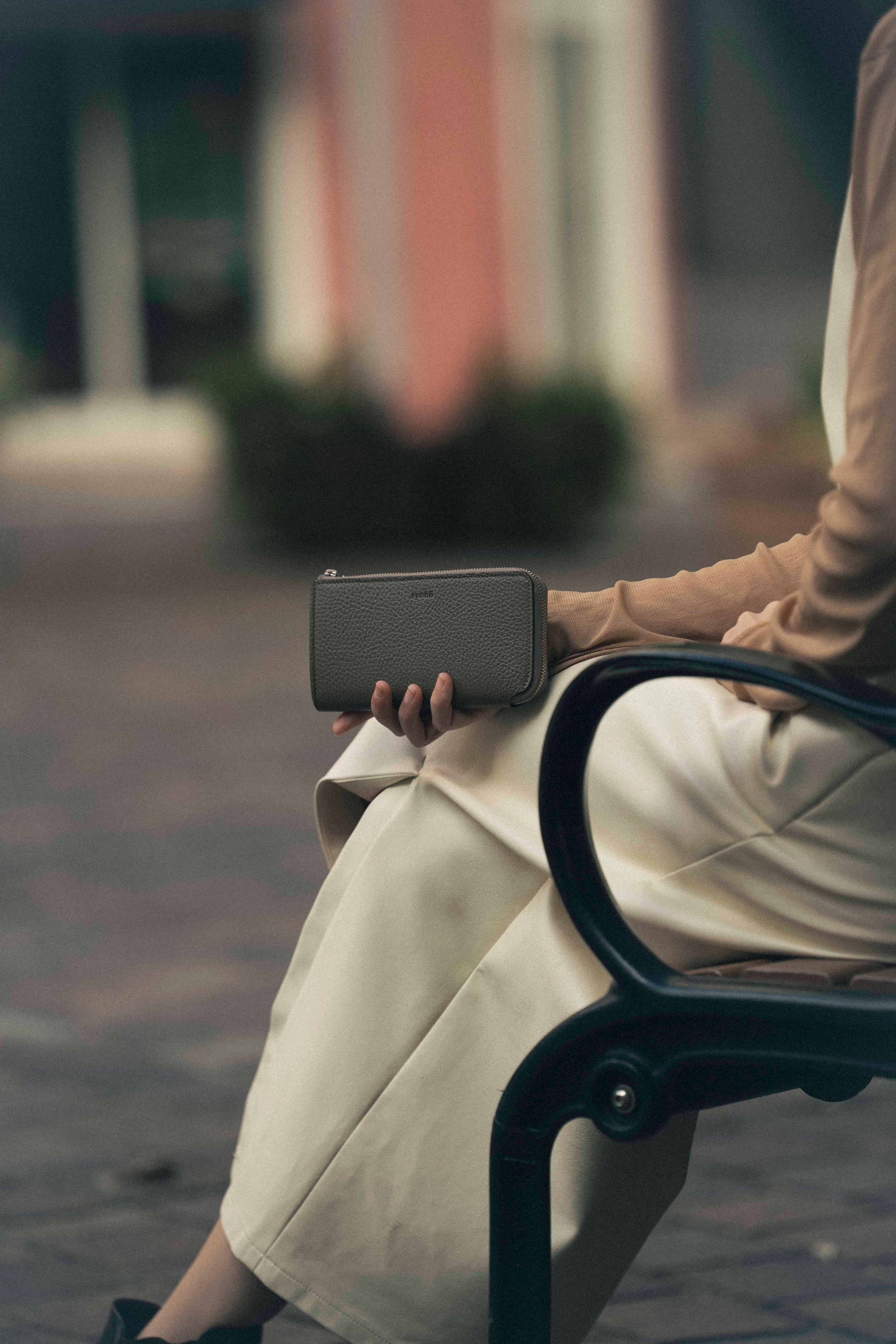 F/0 セミロングウォレット